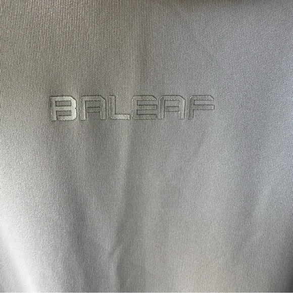 Baleaf Mens Long Sleeve Athletic Shirt Size 3XL Silver‎ Crew Neck Pullover - Picture 3 of 8